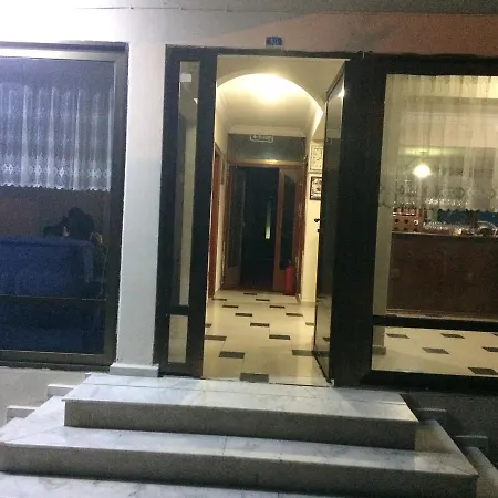 Hotel de apartamente Paris Kusadası